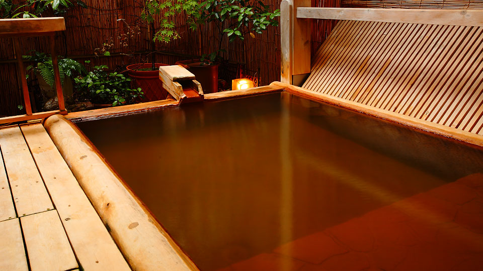 Chartered open-air bath