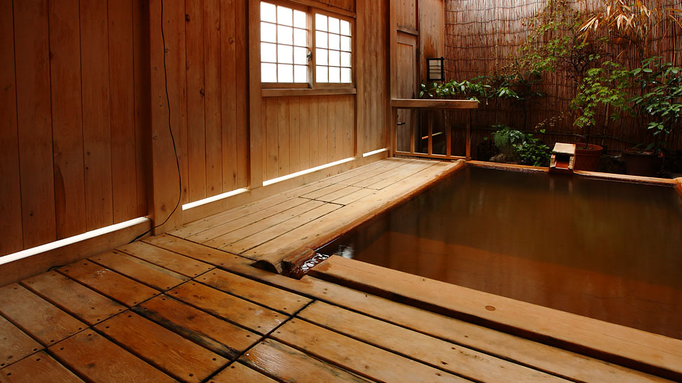 Chartered open-air bath